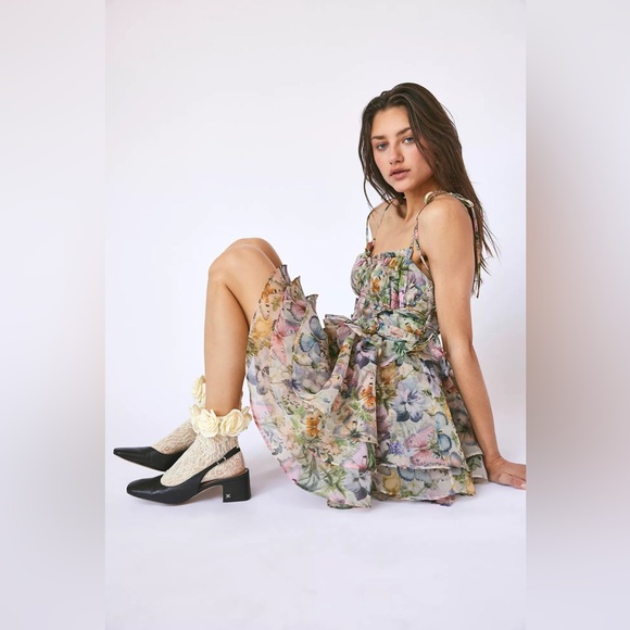 Selkie The Shakespeare Puff Mini Dress in Butterfly Botanics - Picture 2 of 12